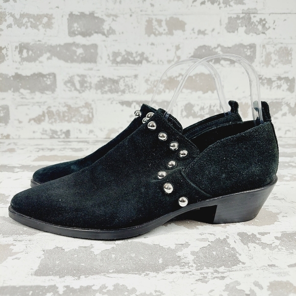 275 Central Icey Suede Black Slip On Block Heel Stud Ankle Bootie D761 - Picture 1 of 11